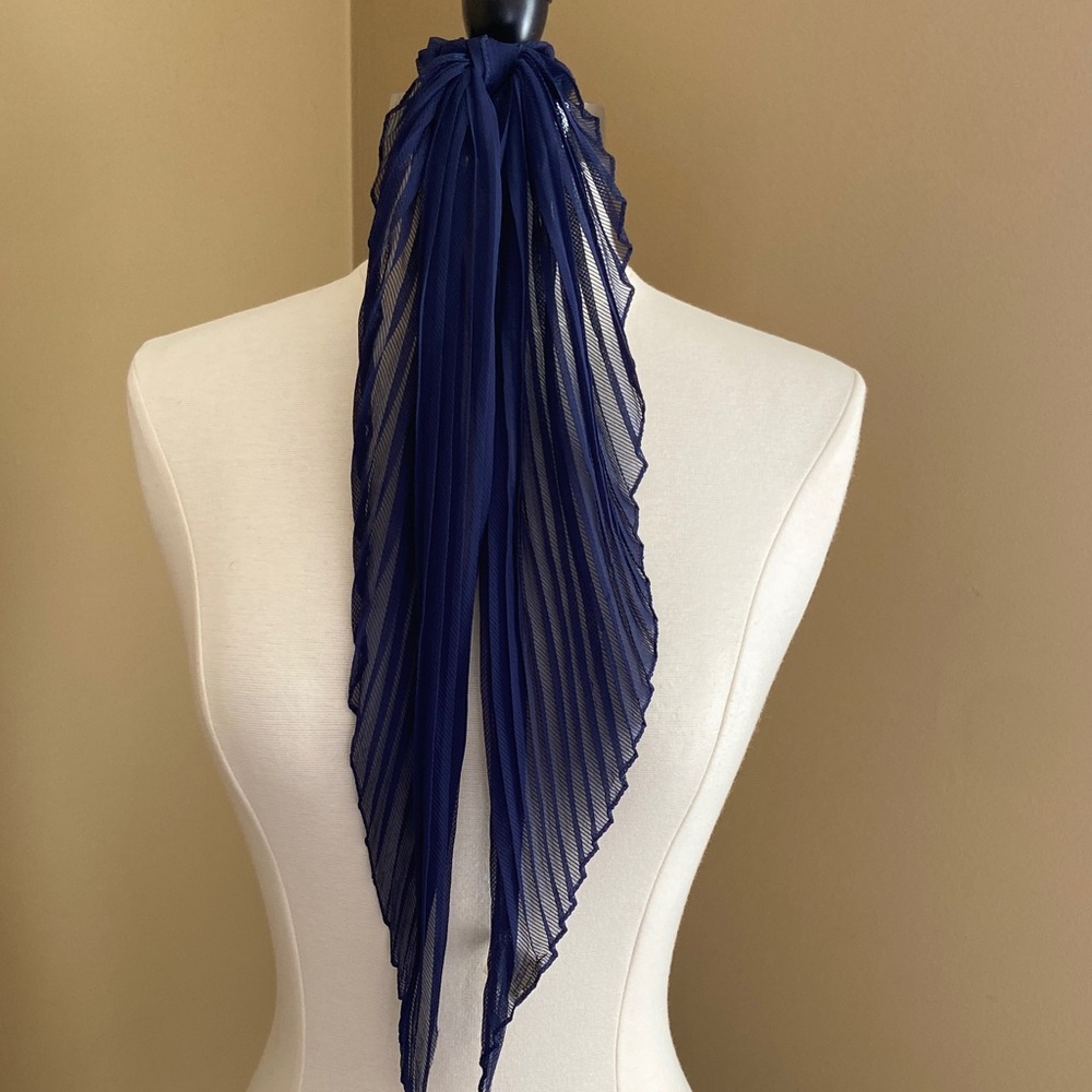 Game Day Navy Blue Pleated Pony Tail Scarf NWT